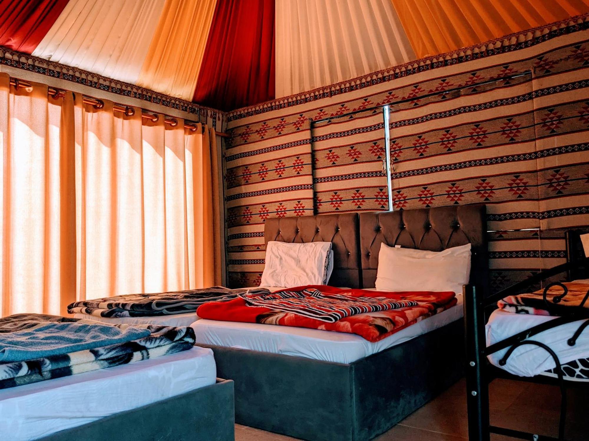 Wadi Rum Camp & Jeep Tour Eksteriør billede