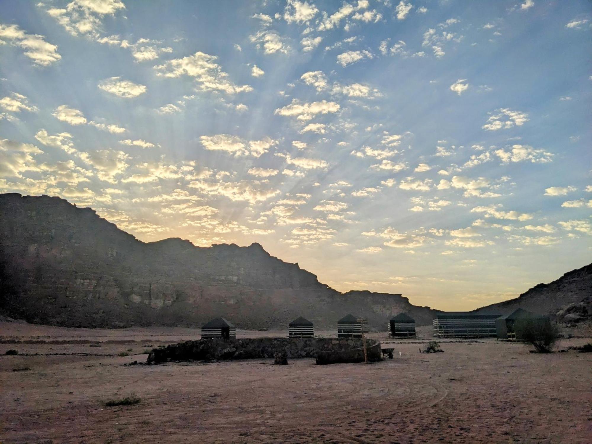 Wadi Rum Camp & Jeep Tour Eksteriør billede